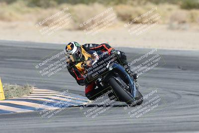 media/Nov-16-2025-Race Pace (Sun) [[8c5fa54630]]/Non Verified Riders (1st 20 Minutes)/2-Turn 10 (1010am)/